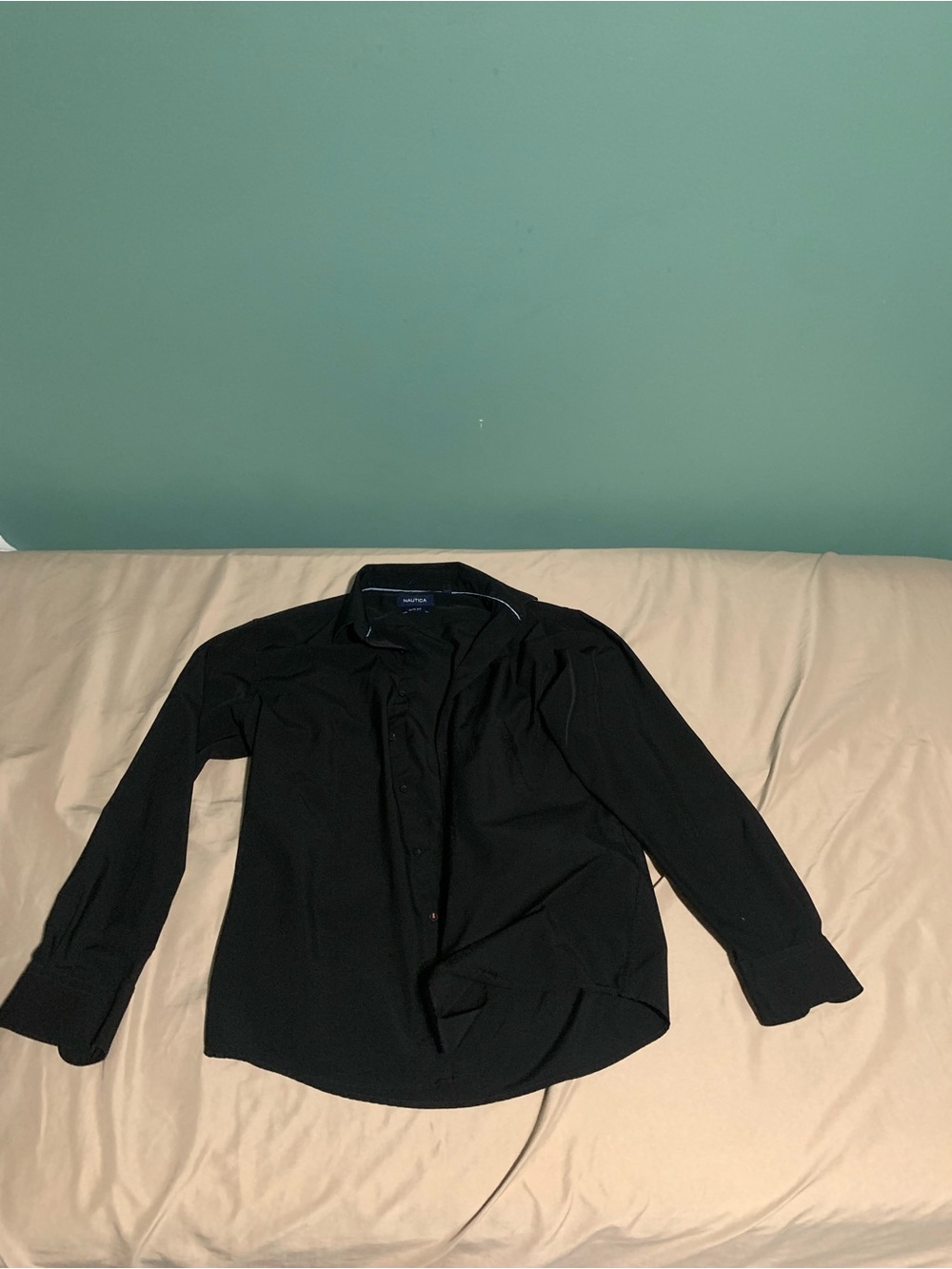 Nautica Men’s Black Long Sleeve Button Down Shirt Medium Regular Fit
